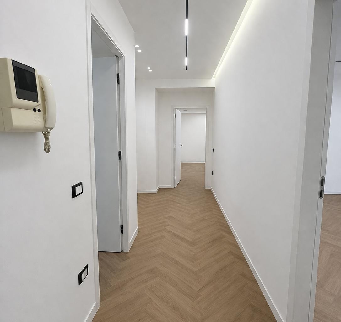 Apartment for Sale 2+1+2 at Ish Ekspozita!