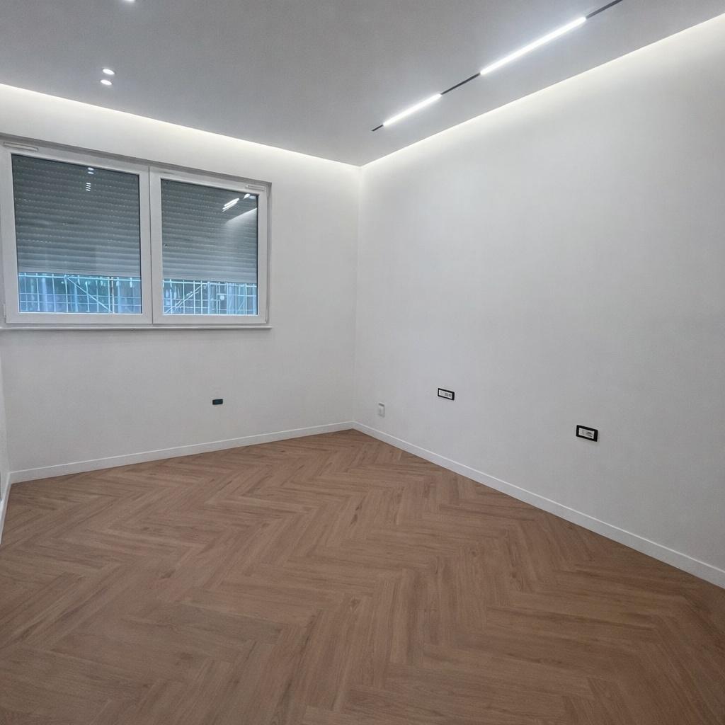 Apartment for Sale 2+1+2 at Ish Ekspozita!