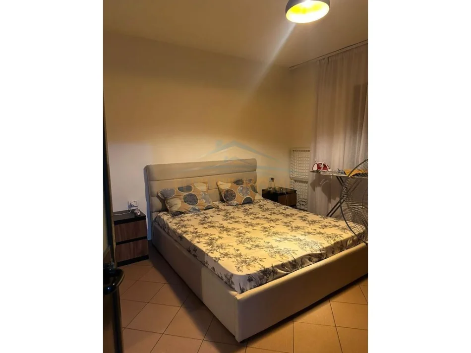 Tirana, Apartment for Rent 1+1 Second Floor, 54 m² 380 € (Yzberisht)