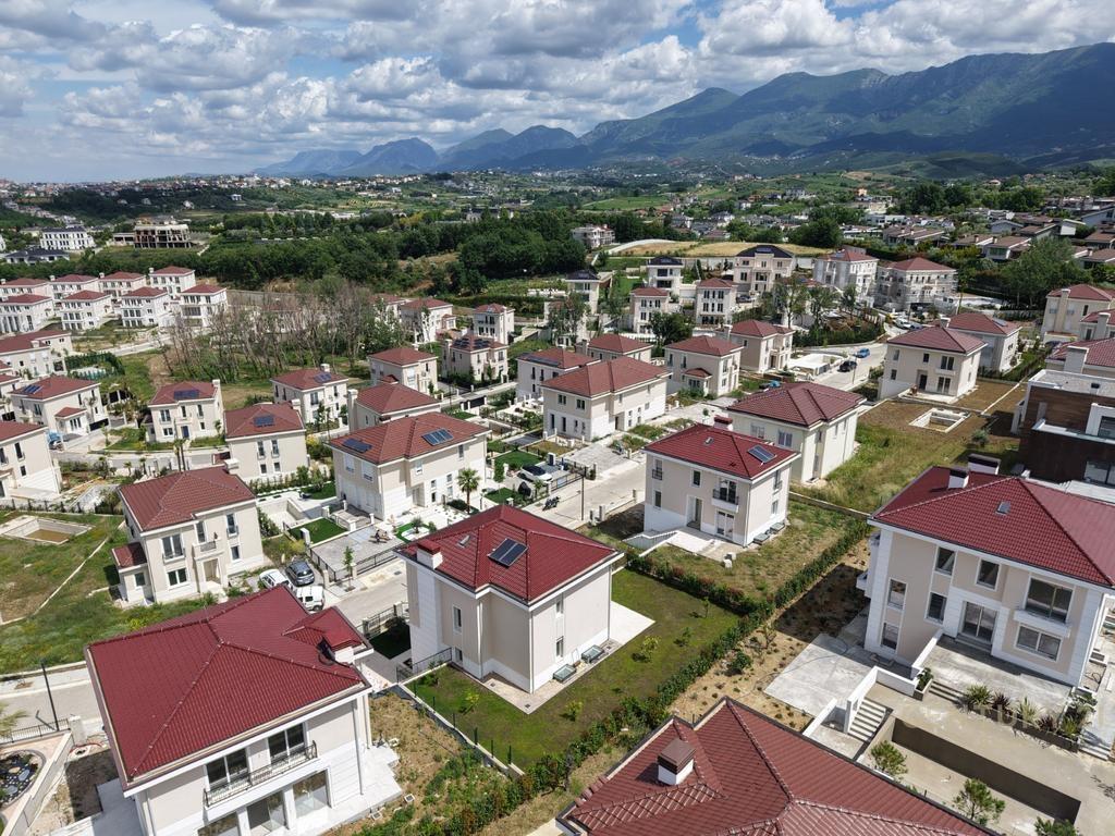 Occasione per un tempo limitato! Vendesi villa nel residence COLL