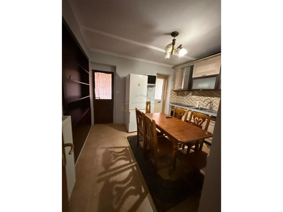 Tirana, 2+1 Apartment for Rent, 4th Floor, 83 m², 700 € (Bulevardi Zhan Dark)