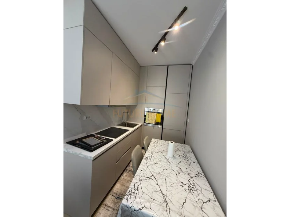 Tirana, 1+1 Apartment for Rent, 2nd Floor, 54 m², €450 (Molla Complex)