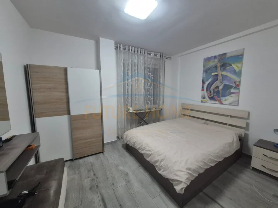Tirane, apartment for rent 1+1, 4th Floor, 51 m², €650 (Medreseja)
