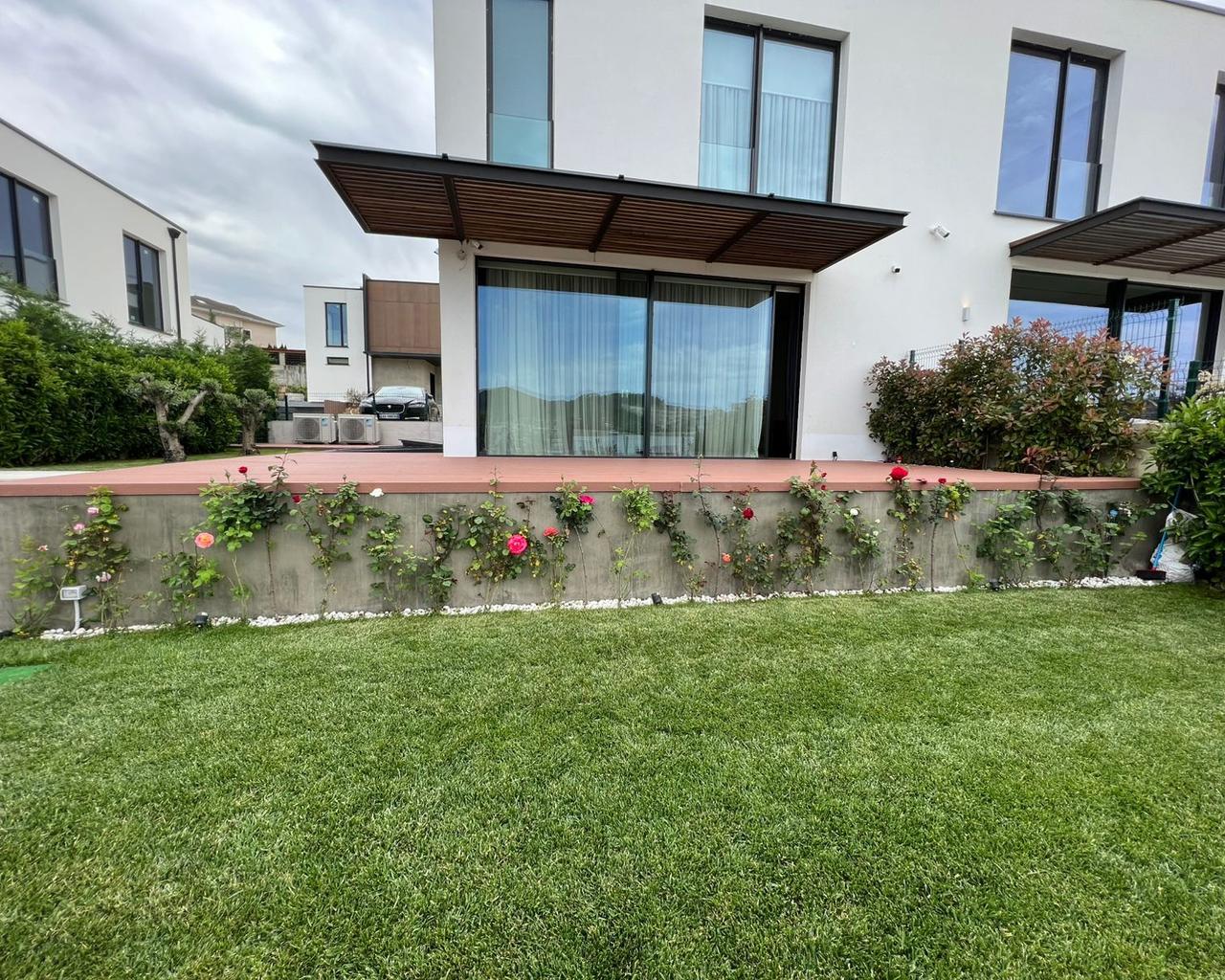 Vilë 3-Katëshe për Shitje – Mandarin Residence