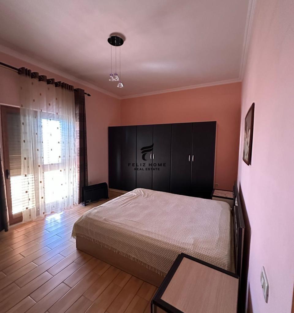 PRIVATE VILLA FOR SALE 3 FLOORS PORCELAIN 360,000 EURO
