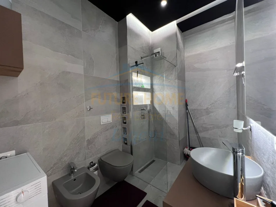 Tirana, Apartment for Rent 1+1, 4th Floor, 74 m², €1,200 (Liqeni i Thate)