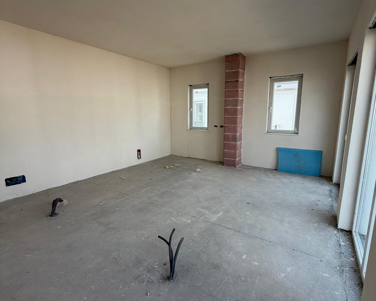 🏡 Vendita Villa di Lusso con Piscina – Rolling Hills 2 | 1.27 M