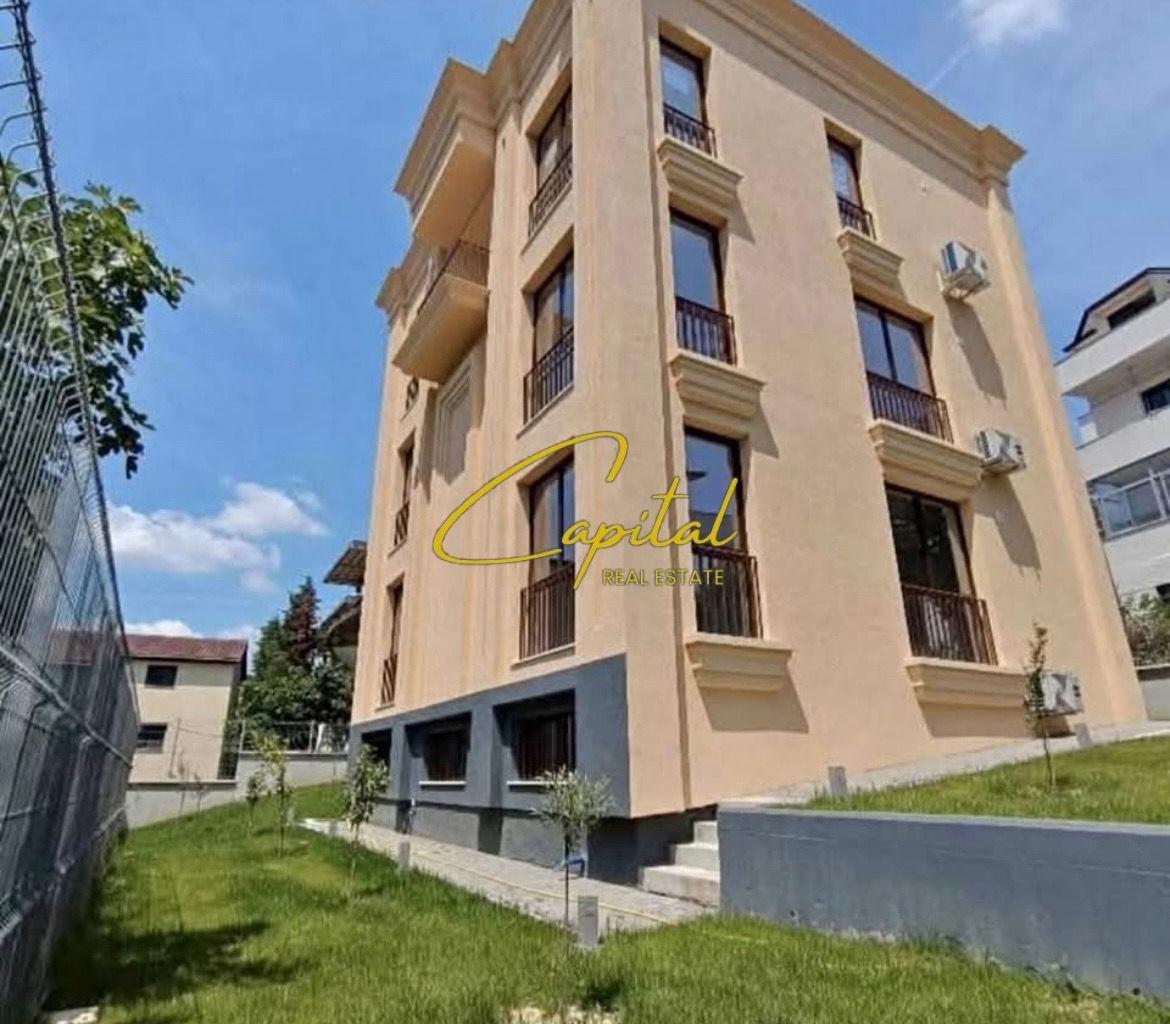 JEPET VILE ME QIRA 360 M2 RRUGA E ELBASANIT 250.000 LEKE