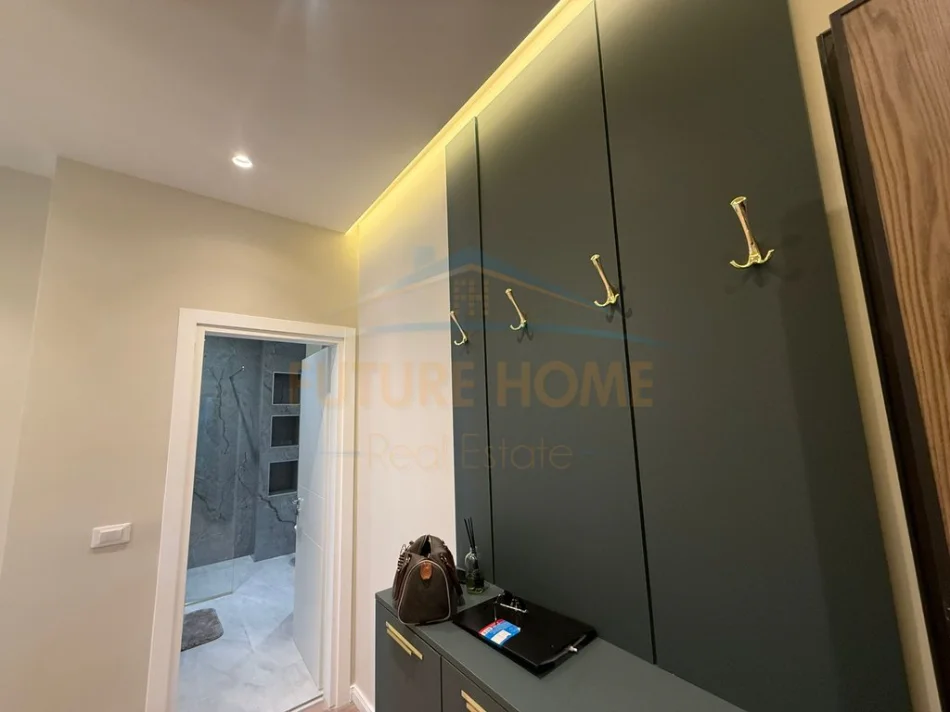 Tirana, For Rent 1+1 Apartment, 5th Floor, 63 m², 800 € (Paris Commune)