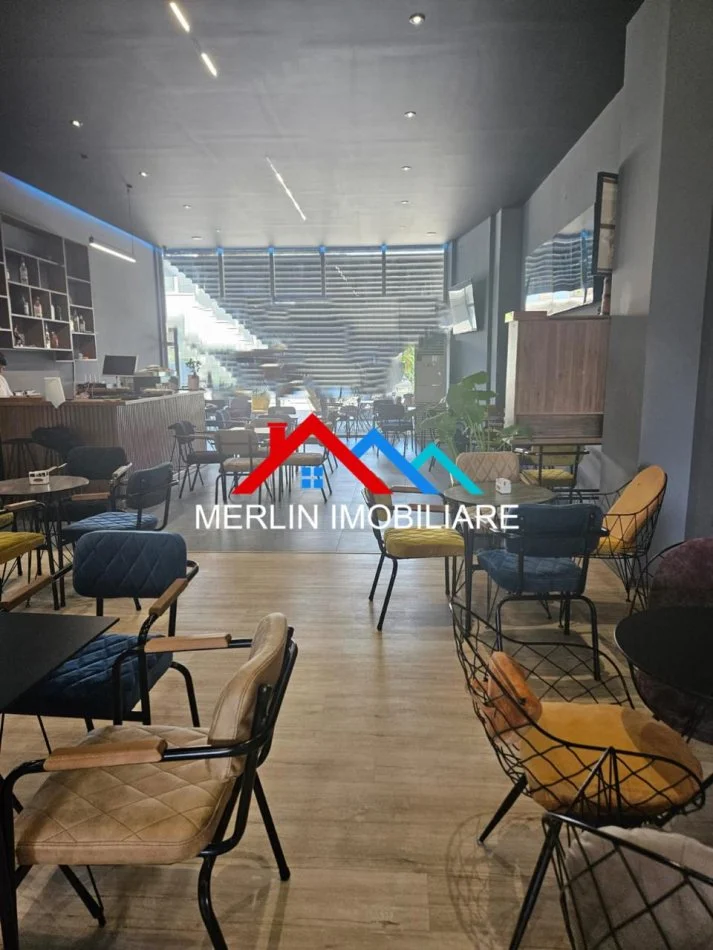 Tirane, Commercial Space for Sale, Ground Floor, 120 m² 300,000 € (RRUGA DEMOKRACIA, BATHORE)