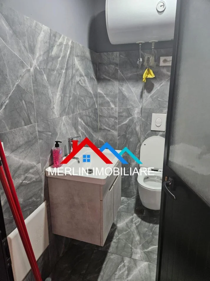 Tirane, Commercial Space for Sale, Ground Floor, 120 m² 300,000 € (RRUGA DEMOKRACIA, BATHORE)