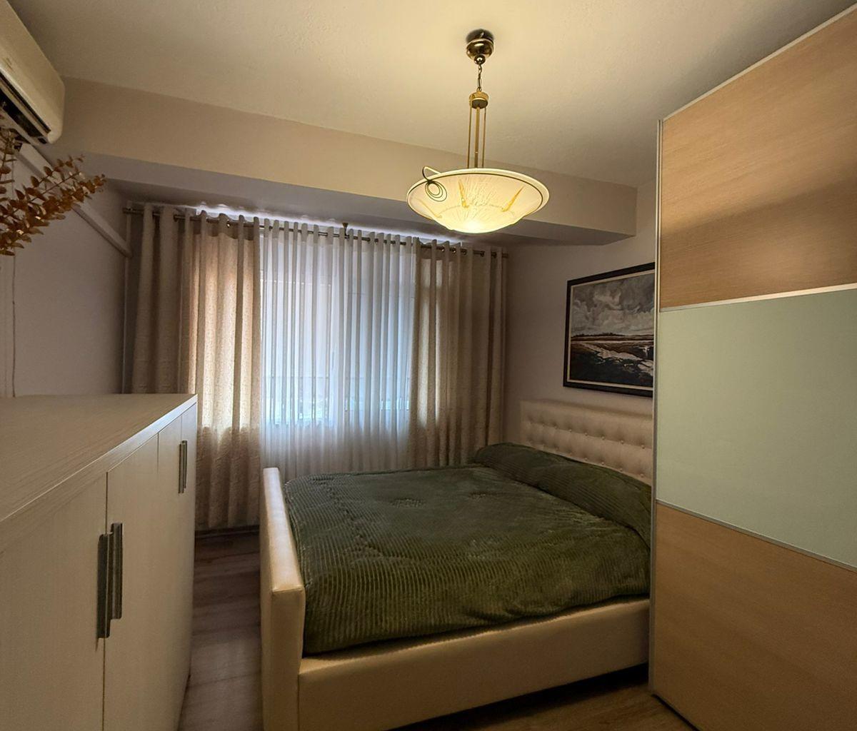 Appartamento 2+1+2 con cucina vecchia, Via Kavaja, in vendita