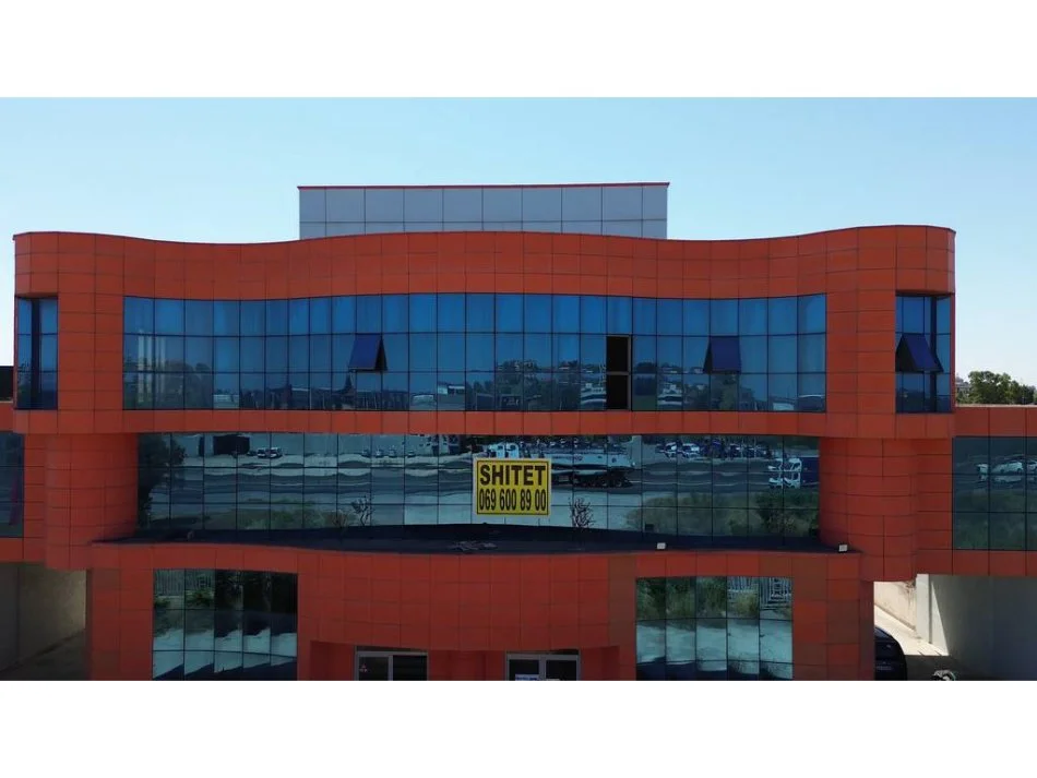 Tirane, shitet ambjent biznesi Kati 0, 4.938 m² 2.500.000 €