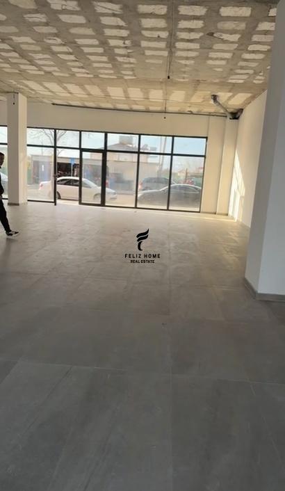 RETAIL SPACE WITH 202M2, KAMEZ, 200,000 LEKE FH-66407