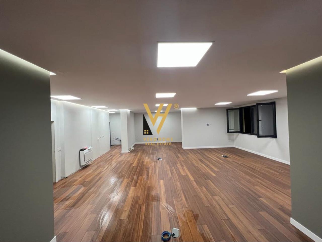 SHITET AMBIENT KOMERCIAL 140 M2 TE SHALLVARET 380.000 EURO