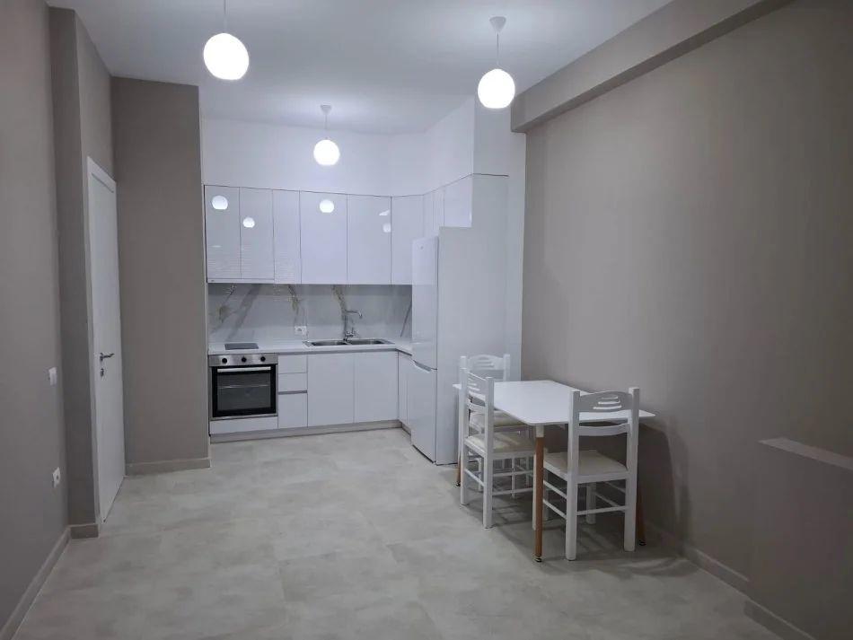 Appartamento con affitto 1+1 Via Kavajes 60.000 LEKE