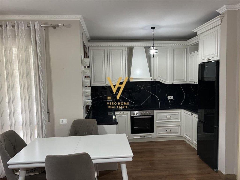 FOR RENT APARTMENT 2+1+2+BLK AT KOPSHTI BOTANIK 800 EUR
