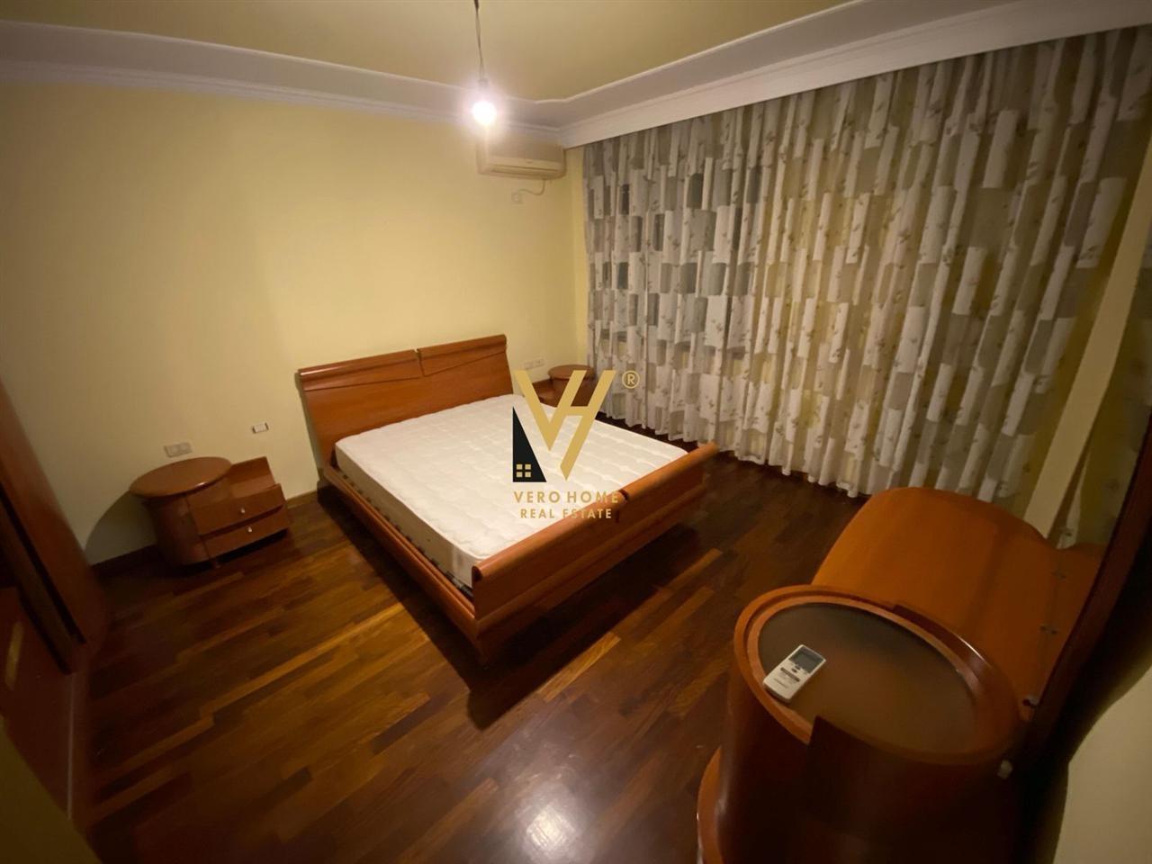 JEPET APARTAMENT 2+1+2 ME QIRA NE BLLOK 800 EURO
