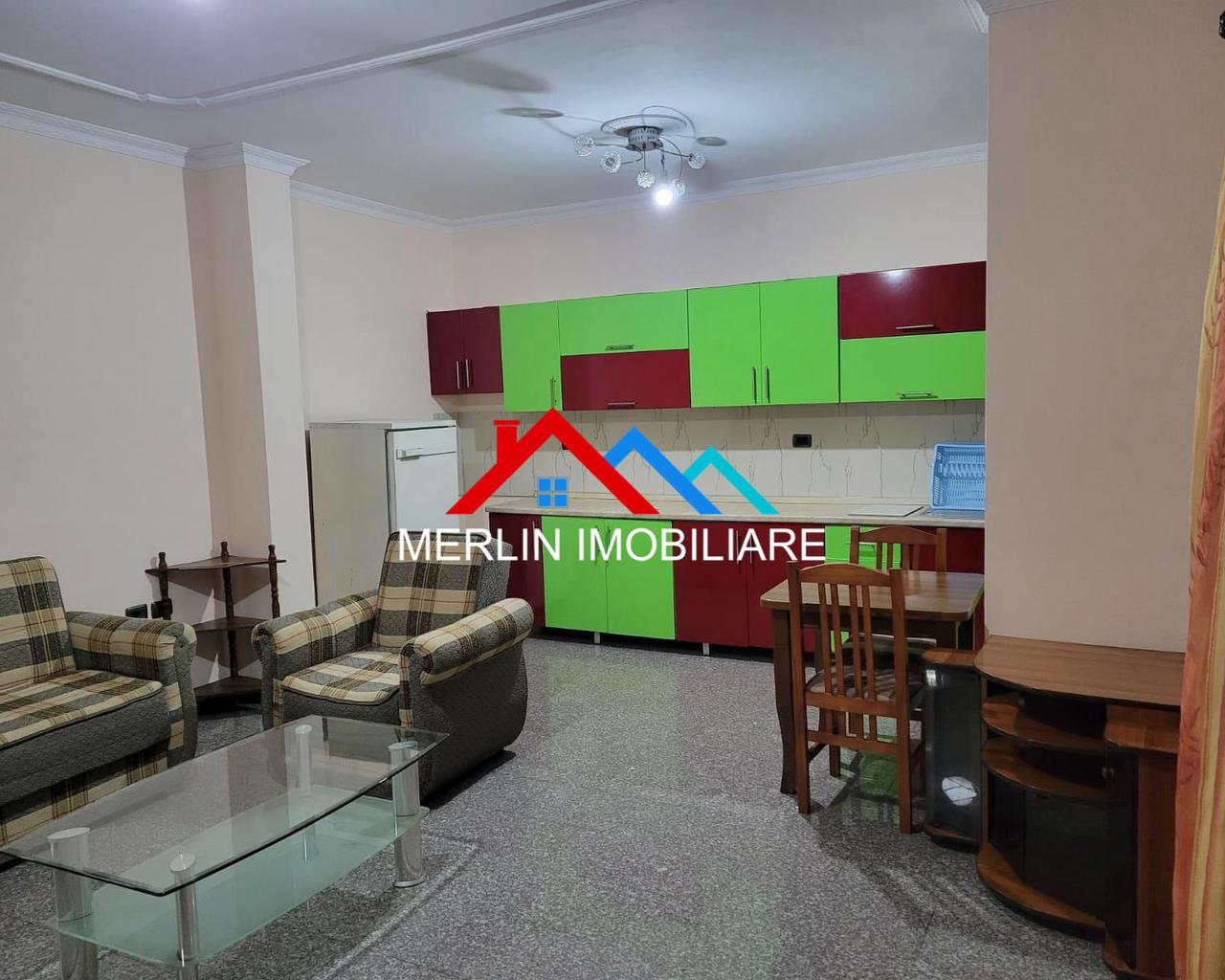 FOR RENT: 2+1+2 Apartment Near Ali Shefqeti Street, Roundabout