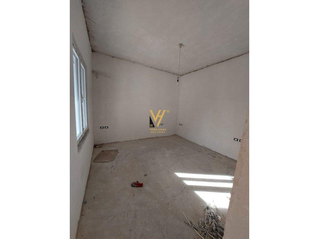 JEPET VILE 2 KATESHE ME QERA TE MOZAIKU 2.000 EURO