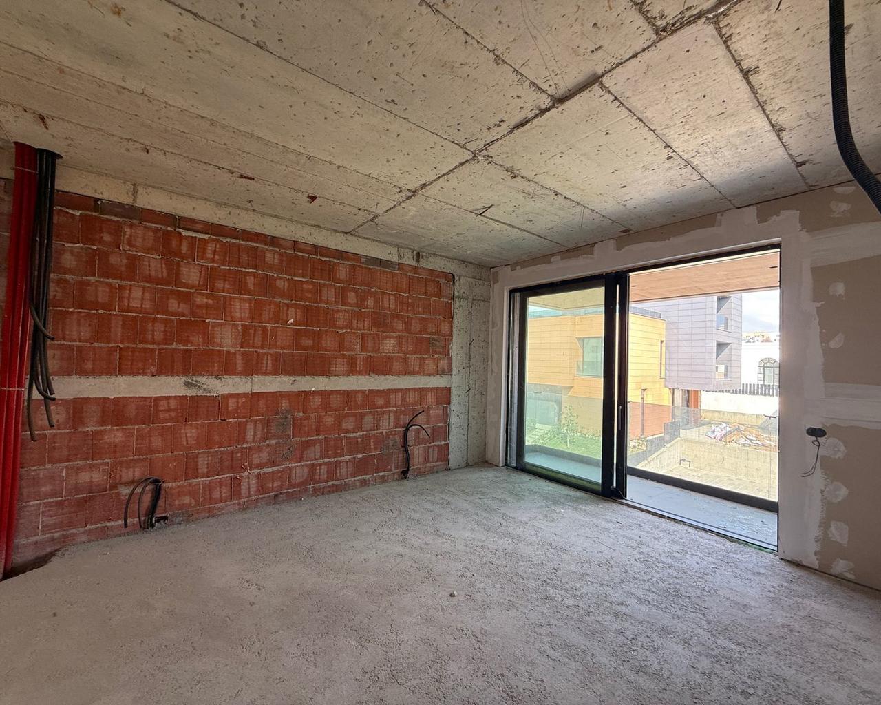 🏡 Vilë adiacente in vendita vicino a TEG