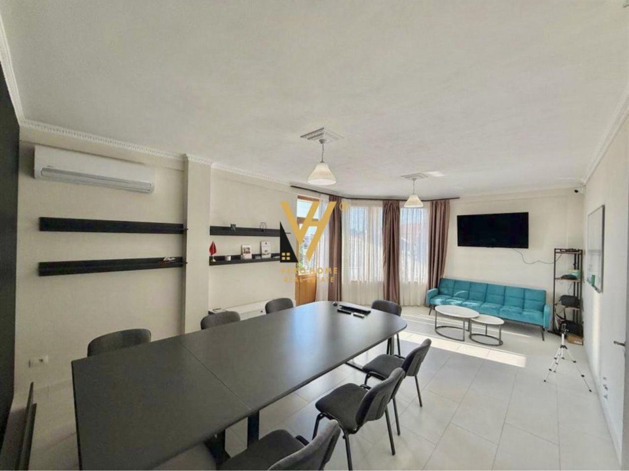 RENTAL OFFICE SPACE 150 M2 IN STUDENT CITY FOR 650 EURO