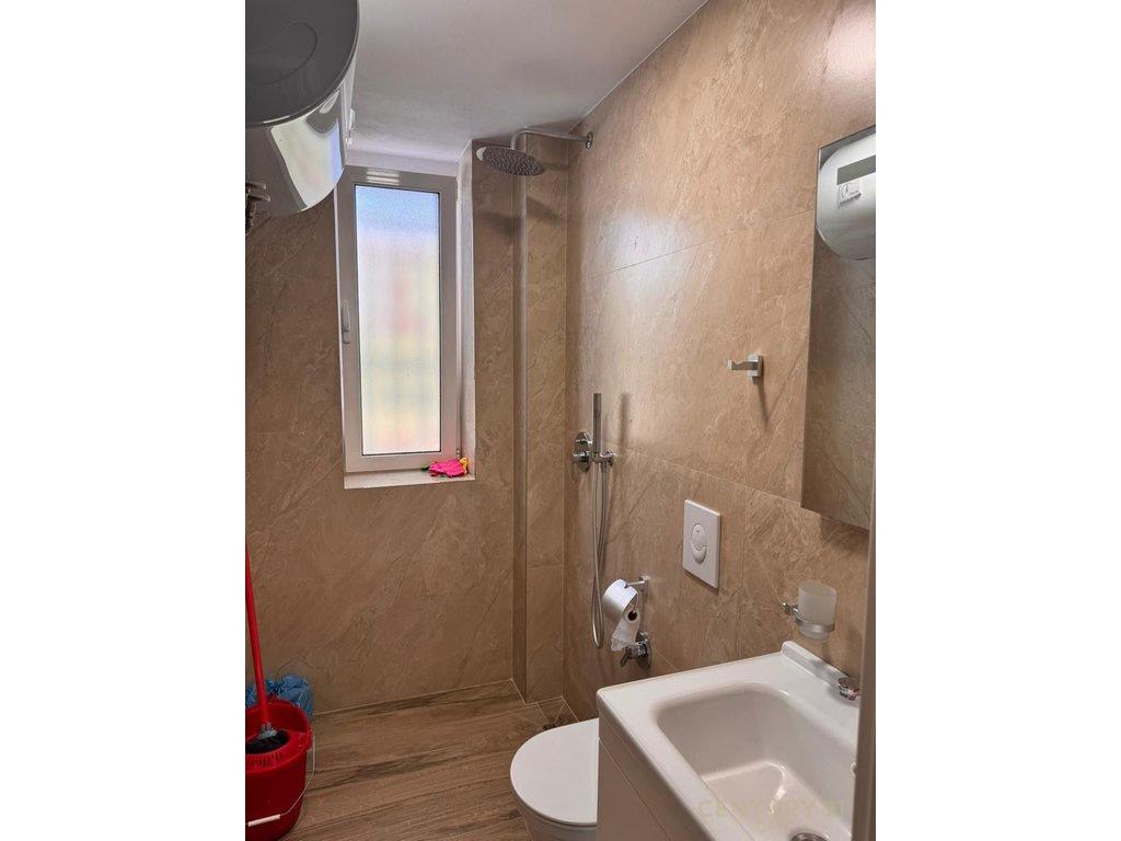 OFFICE FOR RENT AT 21 DECEMBER!