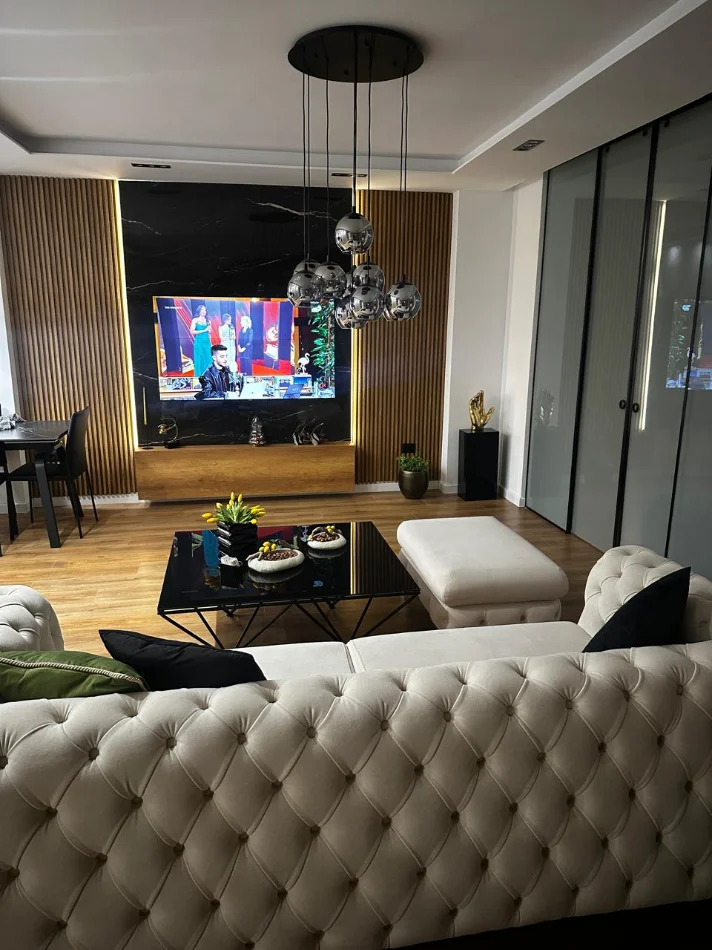 Tirane, shitet apartament 2+1 Kati 3, 100 m² 370.000 € (LIQENI ARTIFICIAL)