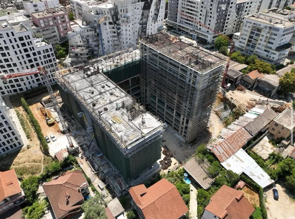 Tirane, vendesi appartamento 2+1+Balcone Piano 5, 112 m² 235.000 € (EX PARCO)