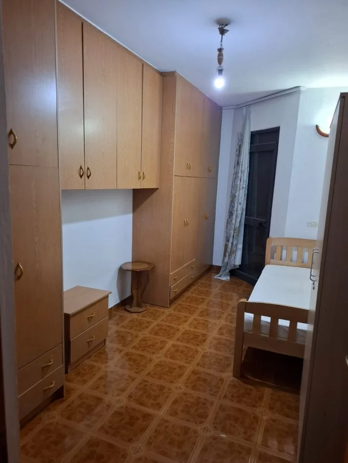 Tirane, vendesi appartamento 2+1 Piano 9, 105 m² 220.000 € (21 Dicembre)