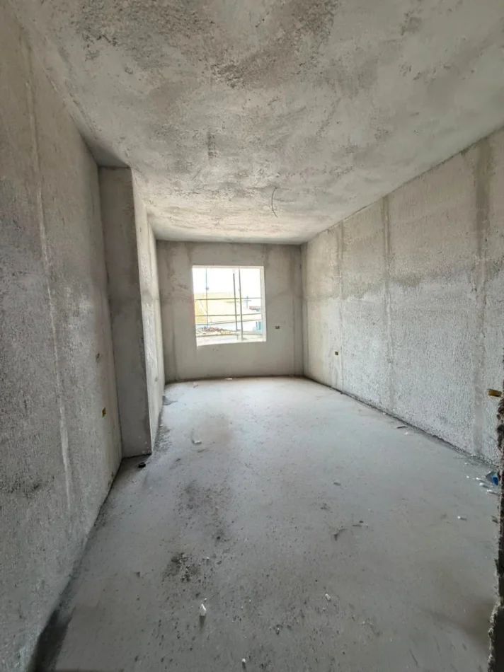 Tirane, vendi: Paskuqan, appartamento 2+1+Aneks+Balcone, Piano 2, 102 m², 97.500 €