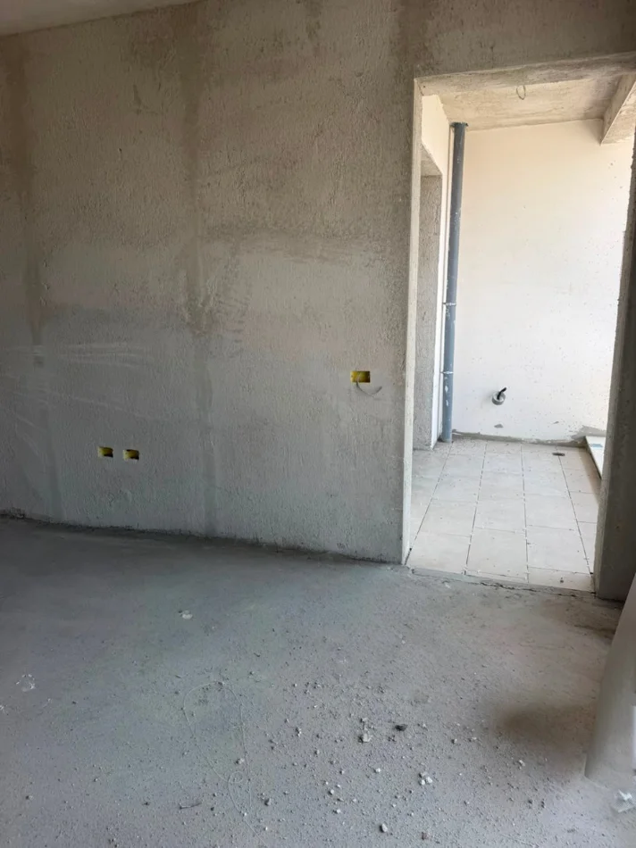 Tirane, vendi: Paskuqan, appartamento 2+1+Aneks+Balcone, Piano 2, 102 m², 97.500 €