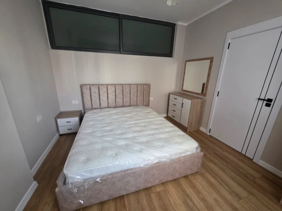 Tirane, 2+1 Apartment for Rent, 6th Floor, 64 m², €600 (5 Maji)