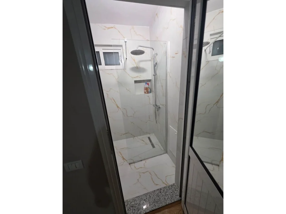 Tirane, 2+1 Apartment for Rent, 6th Floor, 64 m², €600 (5 Maji)