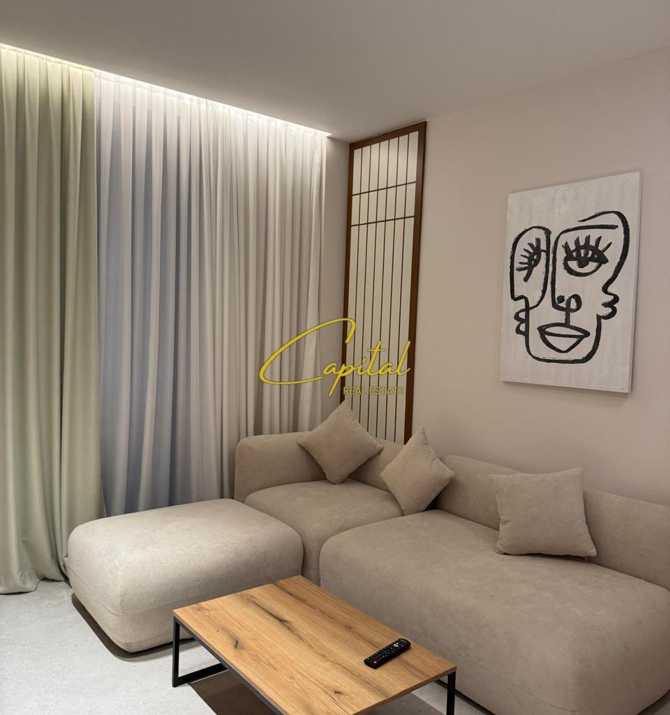 APARTAMENTE ME QIRA PER AIR BNB RRUGA MINE PEZA 2.200 EURO