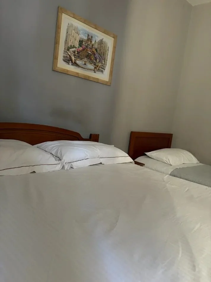 Tirane, jepet me qera apartament Studio Kati 1, 30 m² 300 € (Selvia)