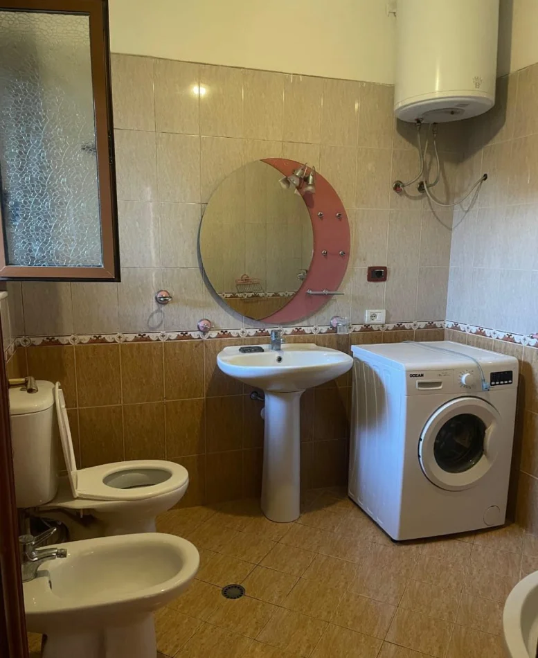 Tirana, 2+1 Apartment for Rent, Second Floor, 110 m², €450 (Rruga 5 Maji)