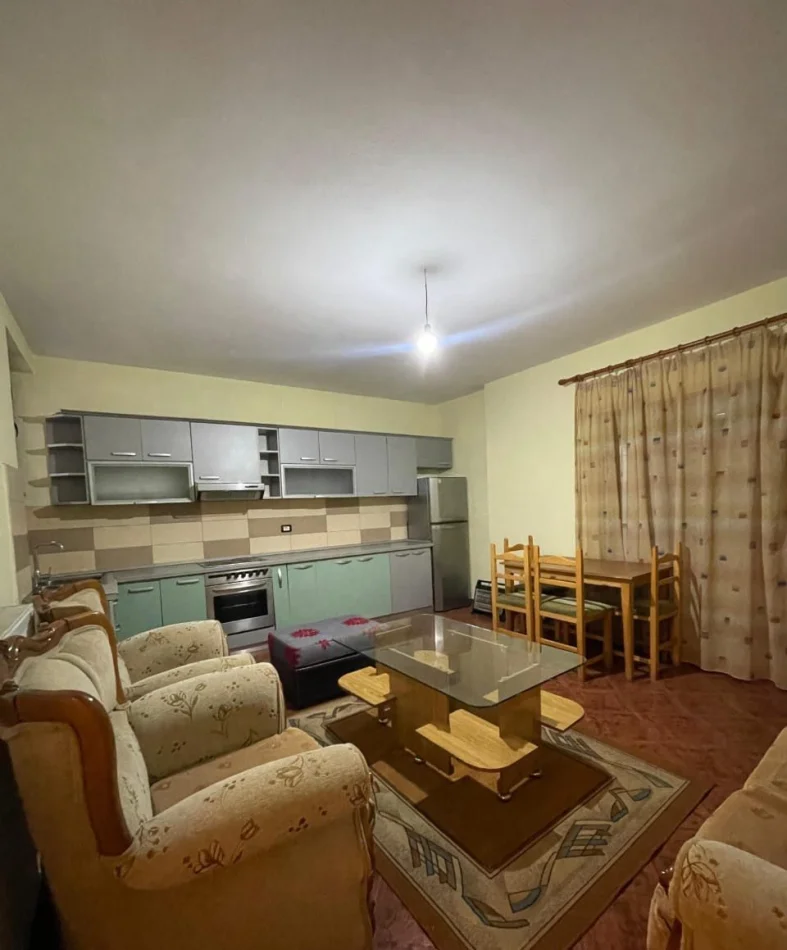 Tirana, 2+1 Apartment for Rent, Second Floor, 110 m², €450 (Rruga 5 Maji)