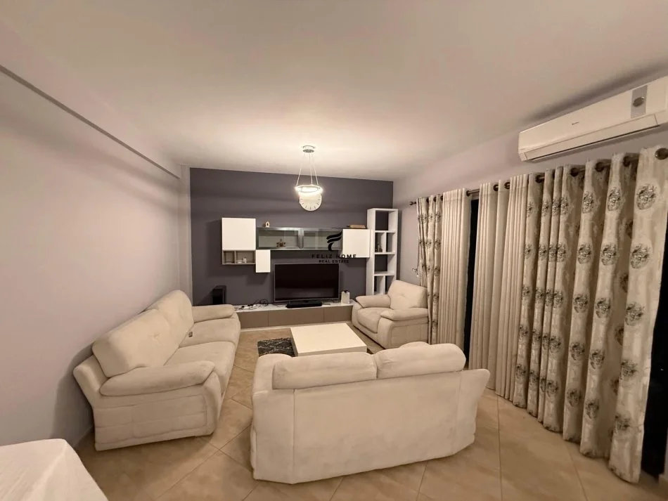 Tirane, jepet me qera apartament 2+1 Kati 5, 98 m² 700 € (ASTIR)