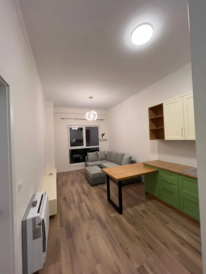 Tirane, affitto appartamento 1+1 al piano 8, 70 m² a 550 € (LAPRAKE)
