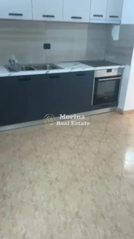 Tirane, affitto appartamento 2+1 Piano 2, 130 m² 380 € (Yzberisht)