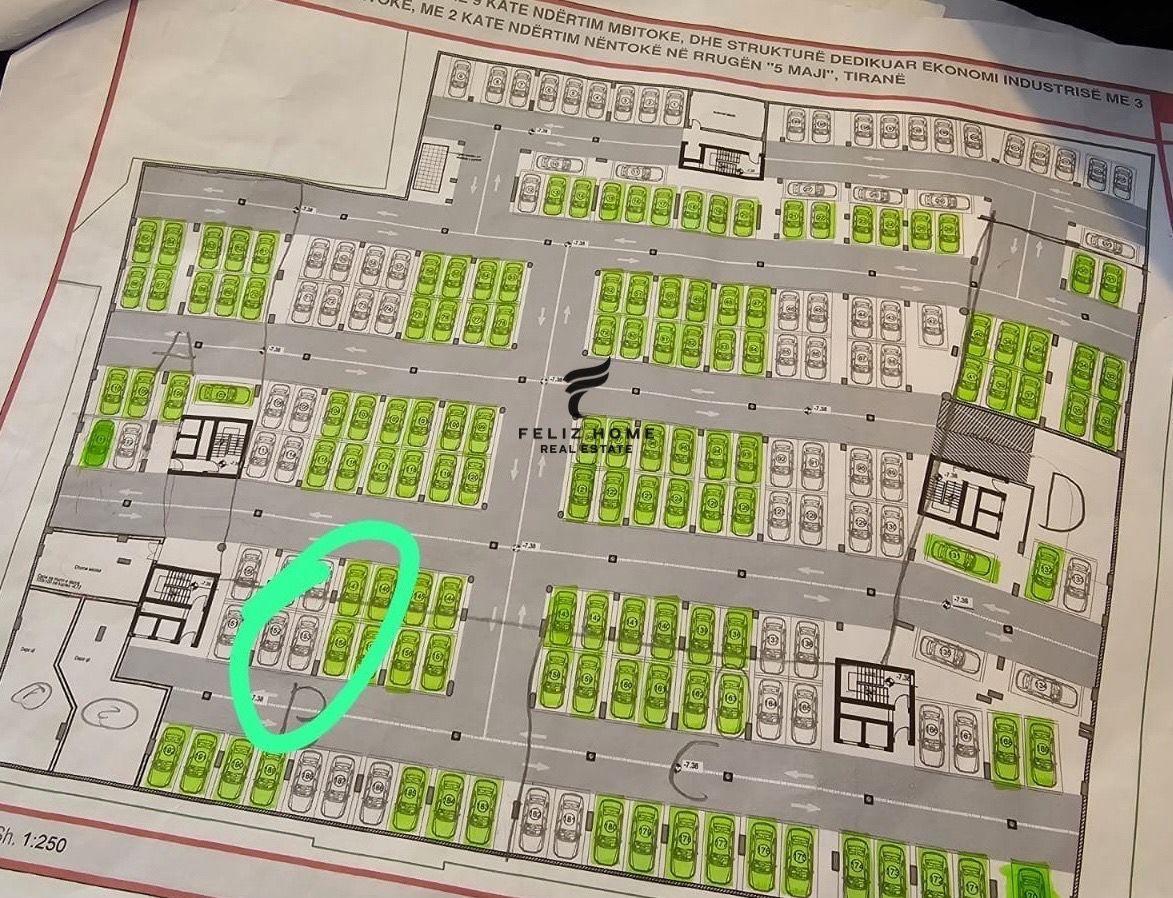 SHITEN 2 POSTE PARKIMI 70M2 RRUGA 5 MAJ 46.000 EURO