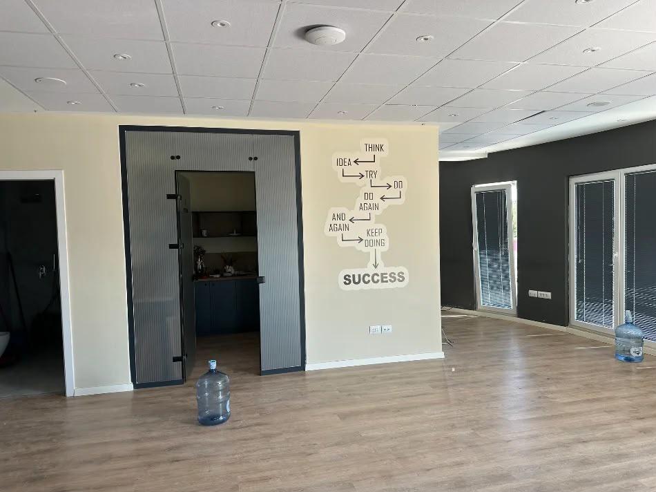 Zyra in affitto di 224 m² Zogu Zi a 230.000 LEKE