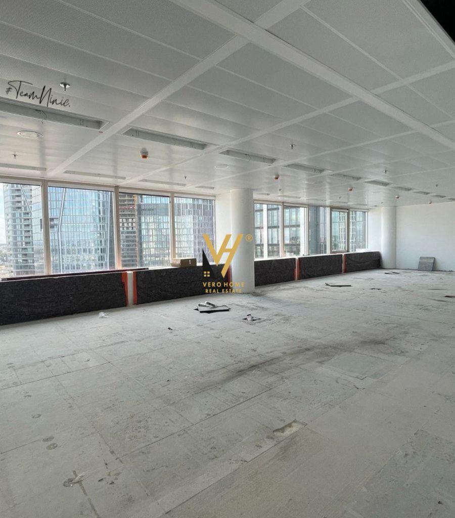 JEPET AMBIENT BIZNESI 770 M2 ME QIRA TE ZOGU I ZI 17.800 EUR