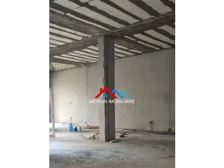 Tirane, Business Premises for Sale Ground Floor, 120 m² 240,000 € (LIQENI I THATE)
