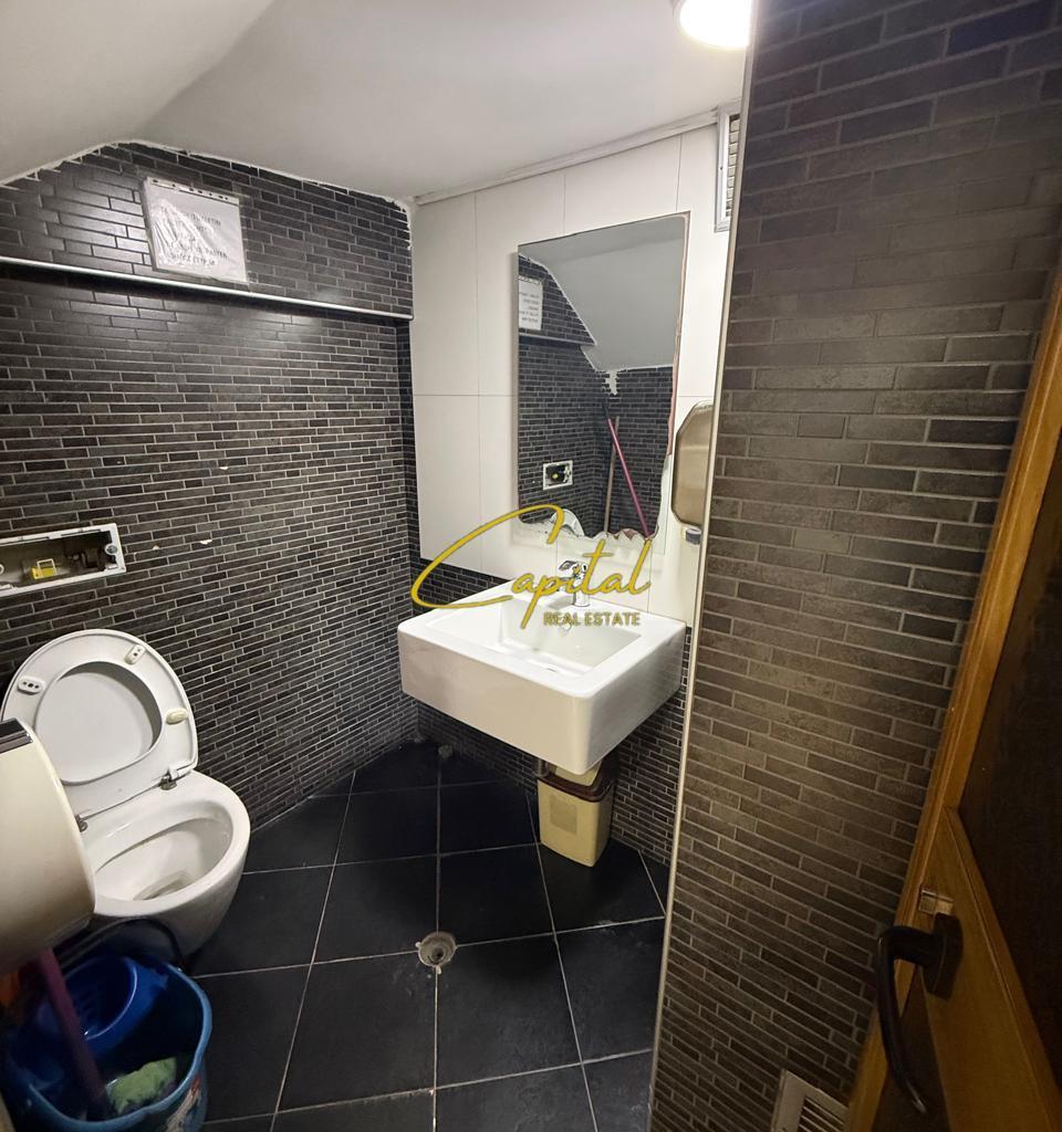 BUSINESS PREMISES FOR SALE 147 M2 ELBASAN STREET 530,000