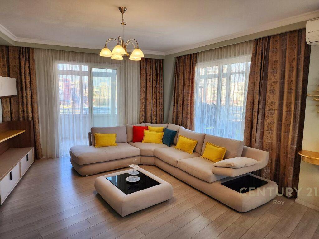 0698244160 Jepet me Qira Super Apartament me pamje deti 2+1+