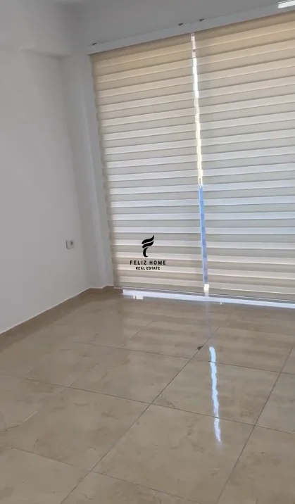 Tirane, Office for Rent on the 3rd Floor, 122 m², €1,800 (RRUGA E DURRESIT)