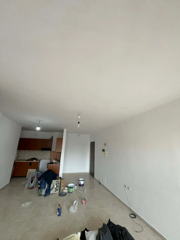 Tirano, affitto ufficio al piano 6, 96 m² 550 € (FUSHA E AVIACIONIT)