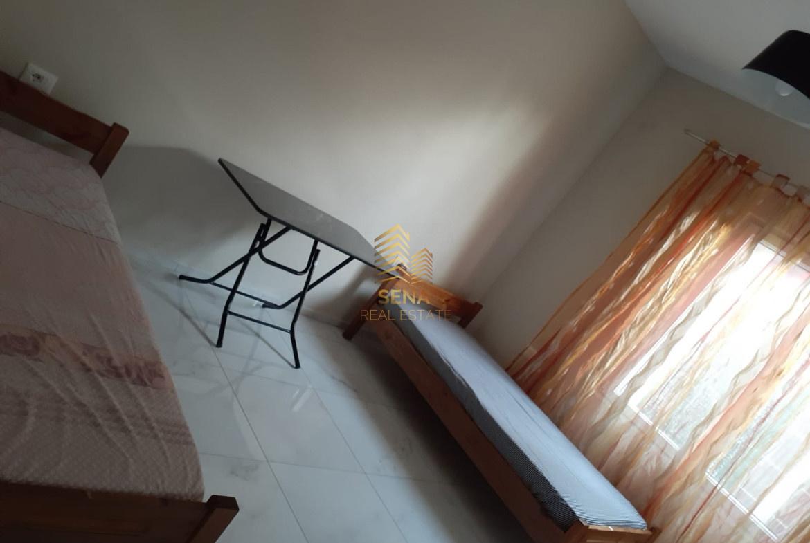 Qira, Hyrje Private 3+1+Blk,Rruga Elbasan , 55,000 Lek/Muaj
